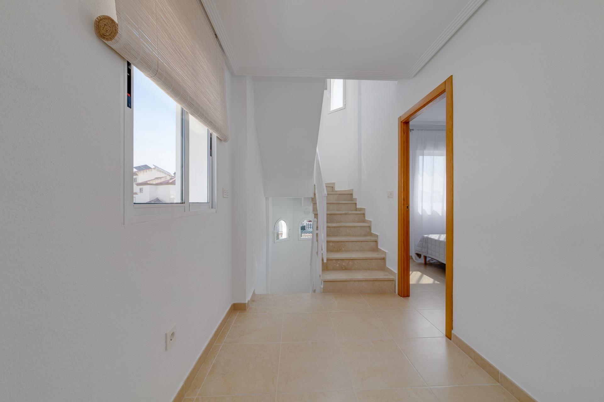 NEW BUILD VILLAS IN PINOSO