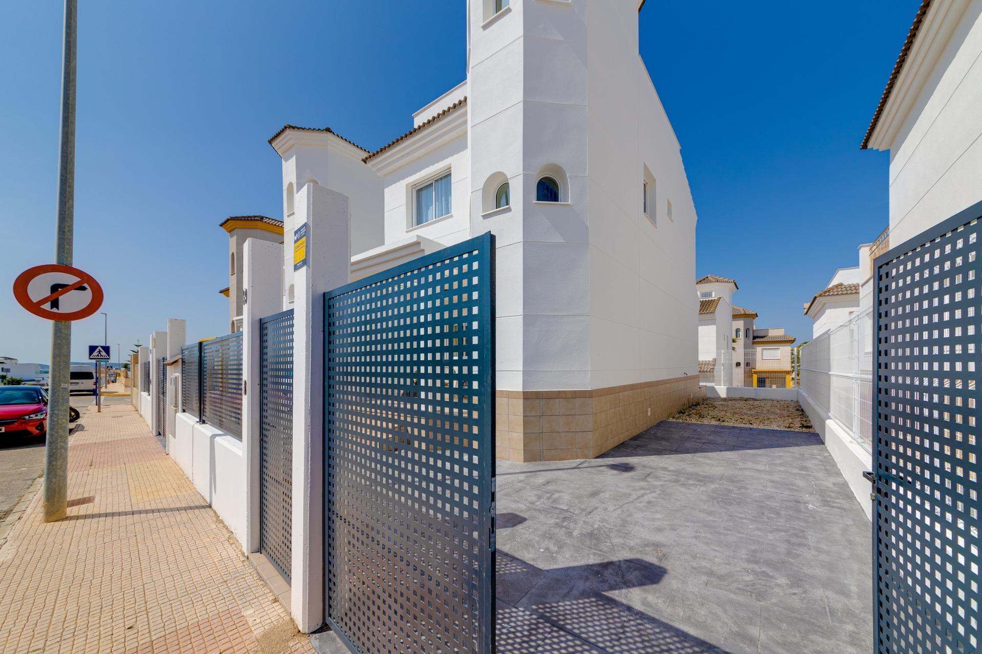 NEW BUILD VILLAS IN PINOSO