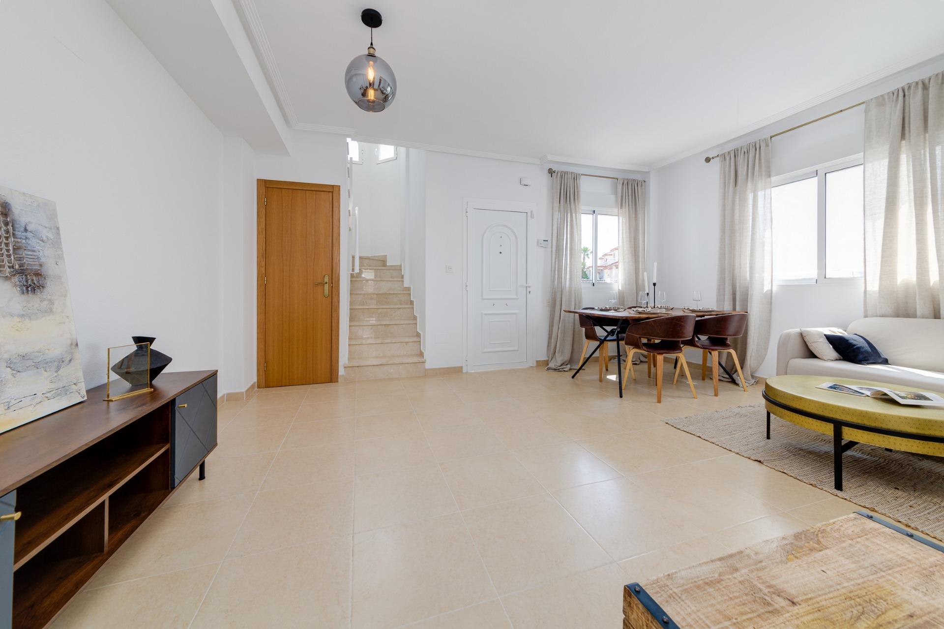NEW BUILD VILLAS IN PINOSO