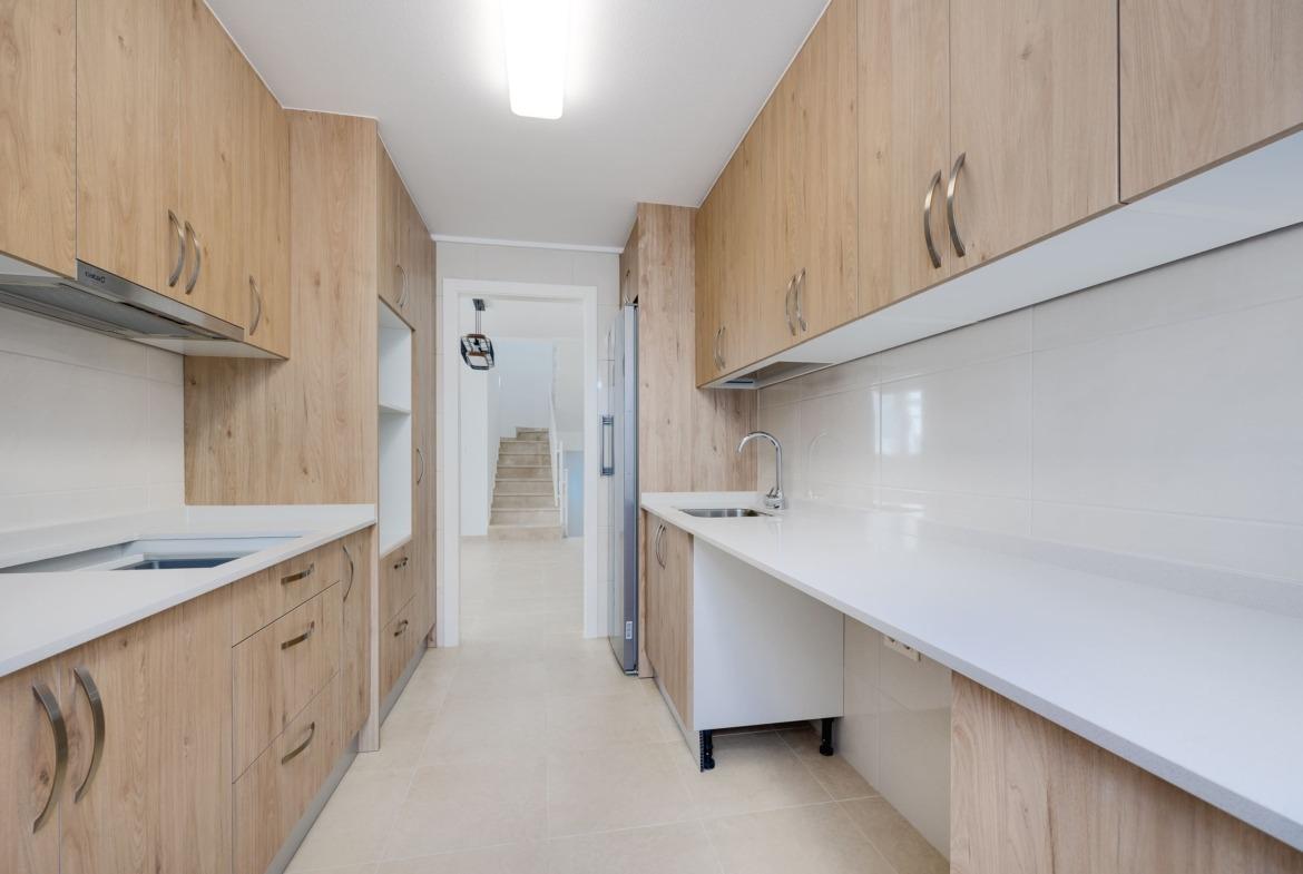 NEW BUILD VILLAS IN PINOSO