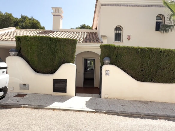 Villa for Sale in Orihuela, Alicante