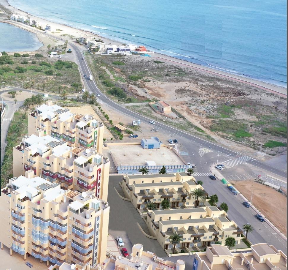 16-1 BEAUTIFUL TOWNHOUSES IN LA MANGA