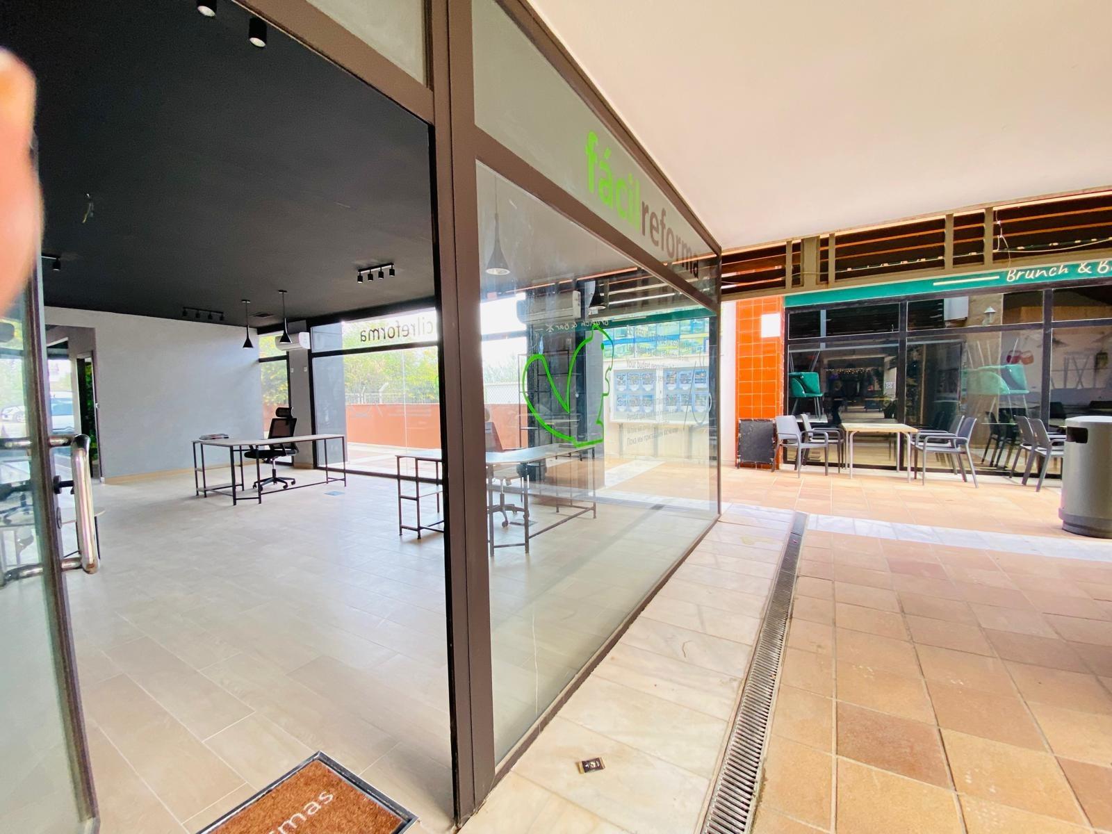 Commercial for Sale in Orihuela Costa, Alicante