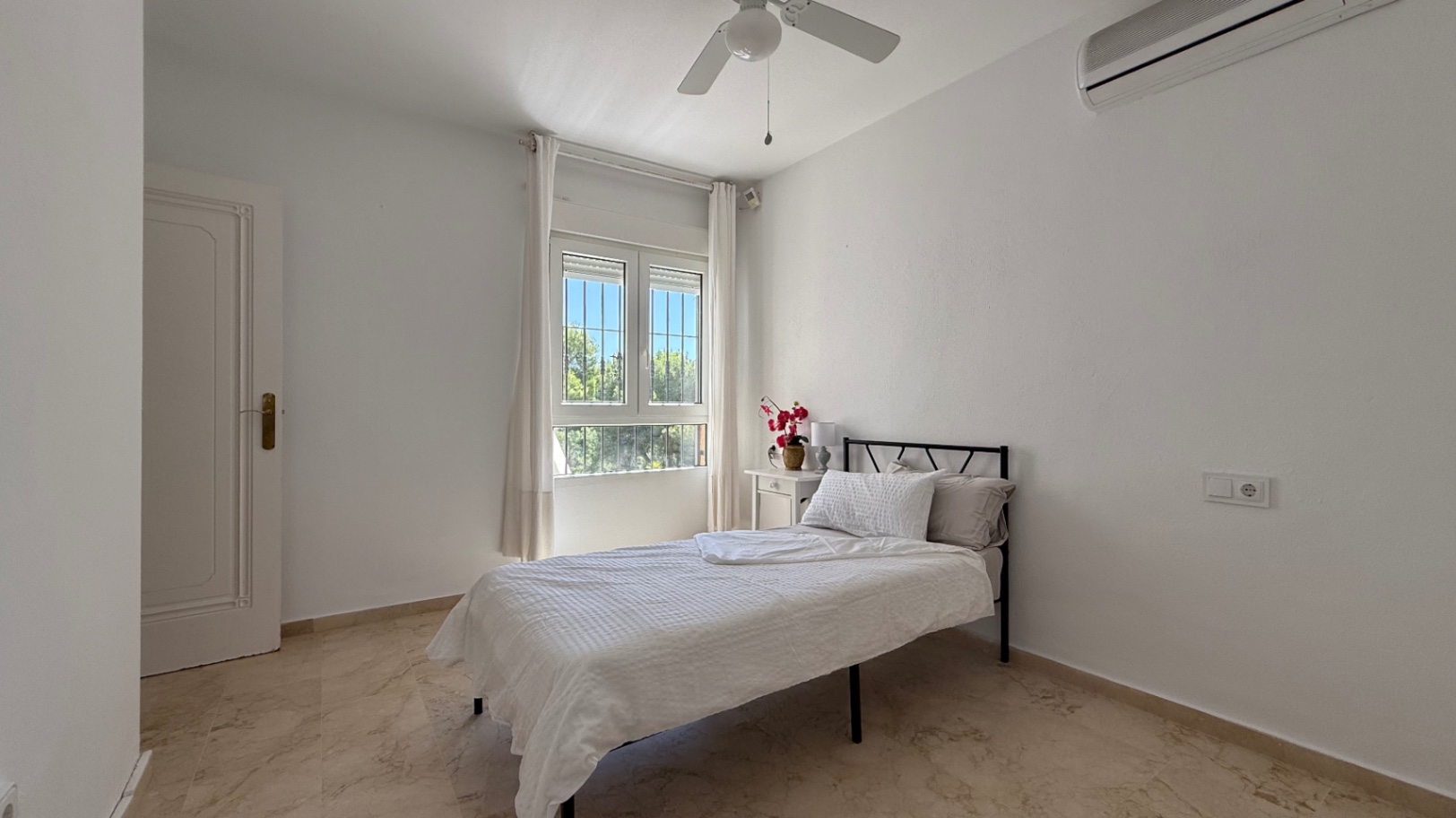 Villa for Sale in Orihuela, Alicante