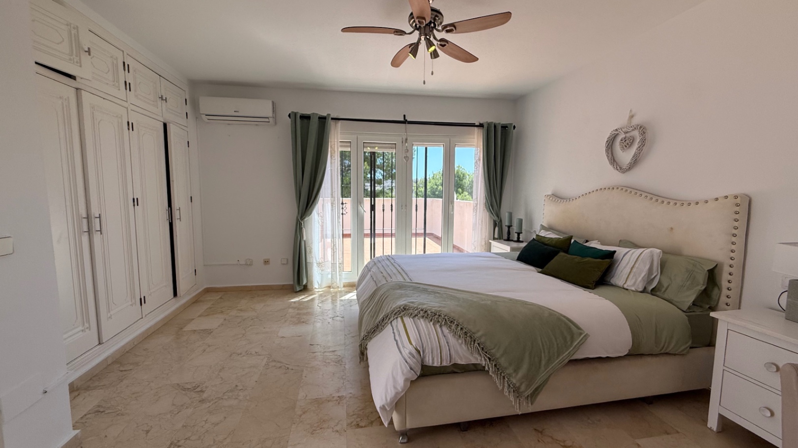 Villa for Sale in Orihuela, Alicante