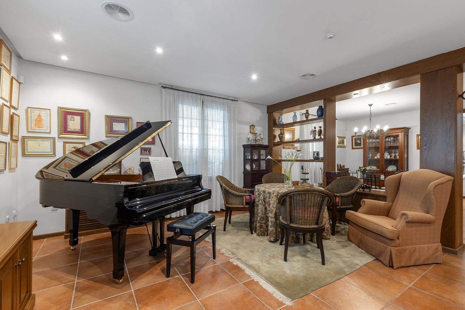 Villa for Sale in Torrevieja, Alicante