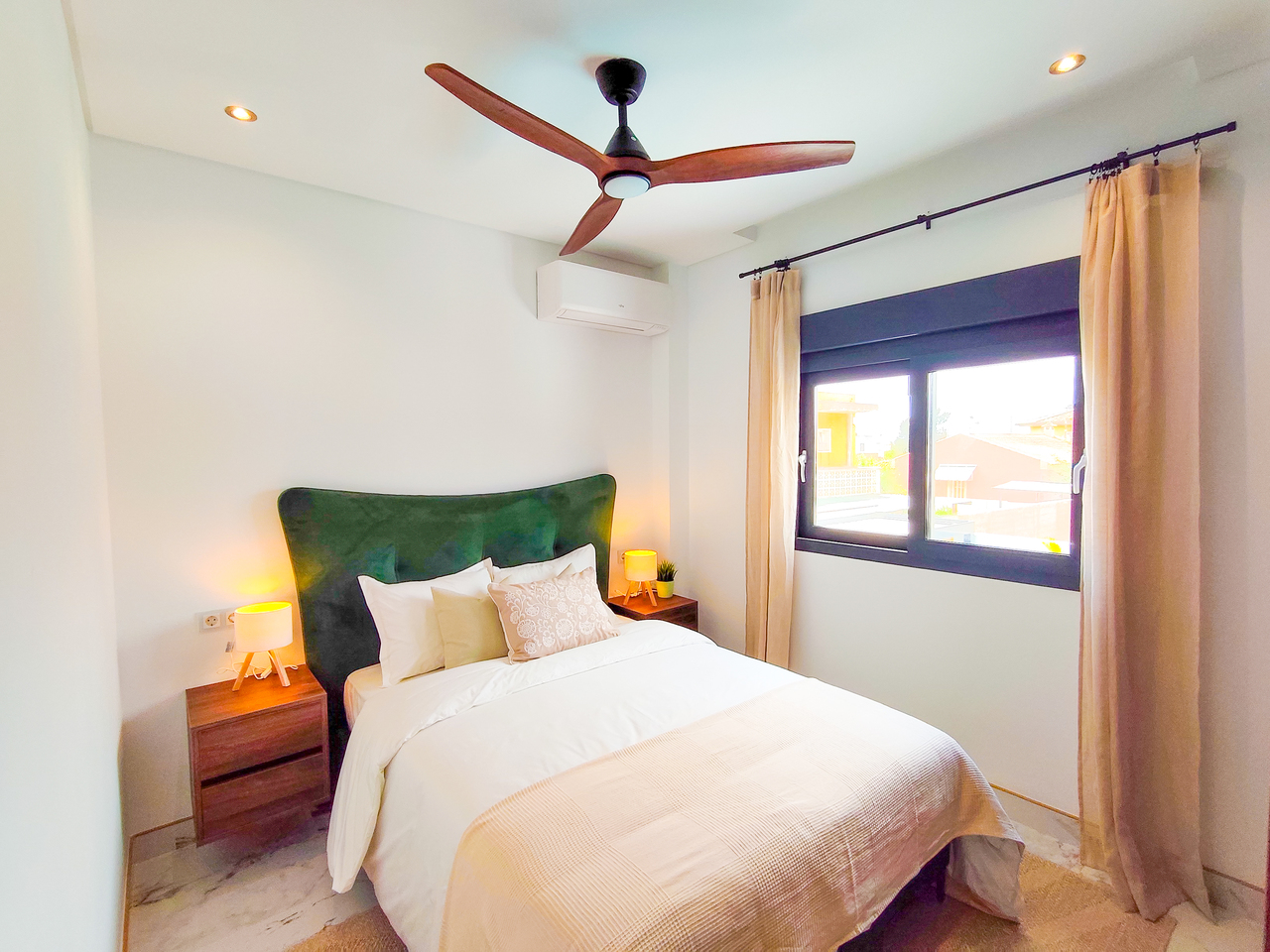 Town House for Sale in Los Urrutias, Murcia