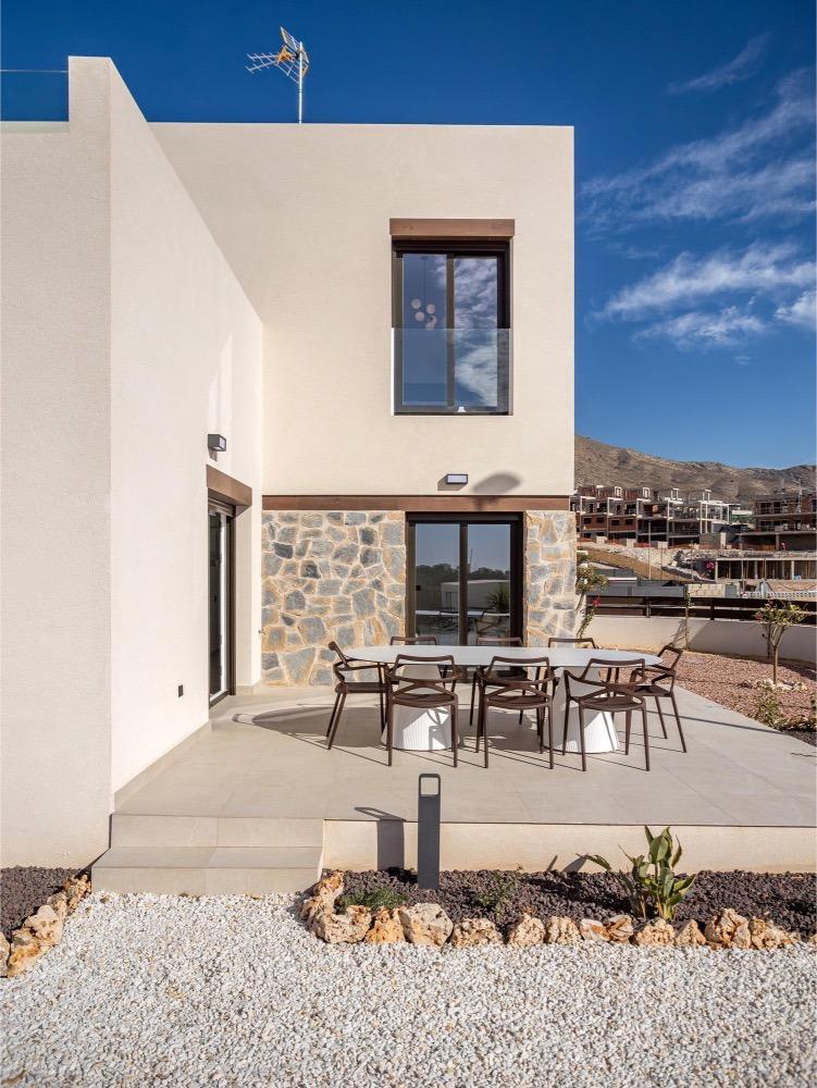 NEW BUILD VILLA IN TORRE DE LA HORADADA