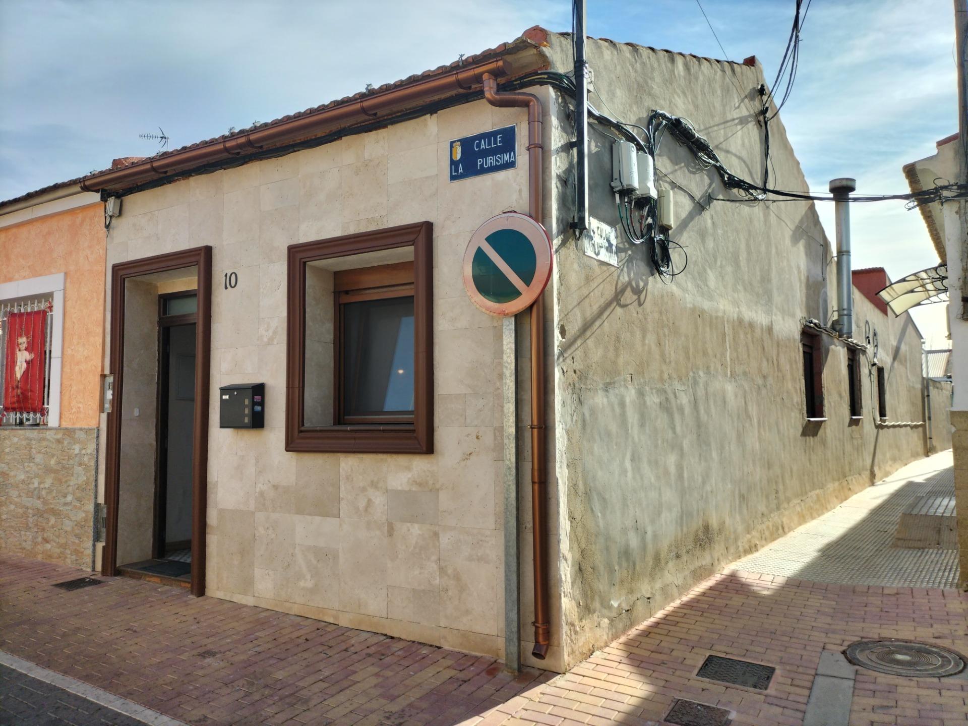 Town House for Sale in Villamartin, Alicante