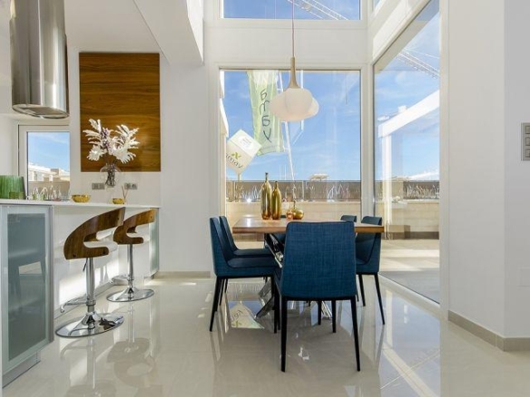 DESIGN VILLA WITH ALL THE LUXURIES