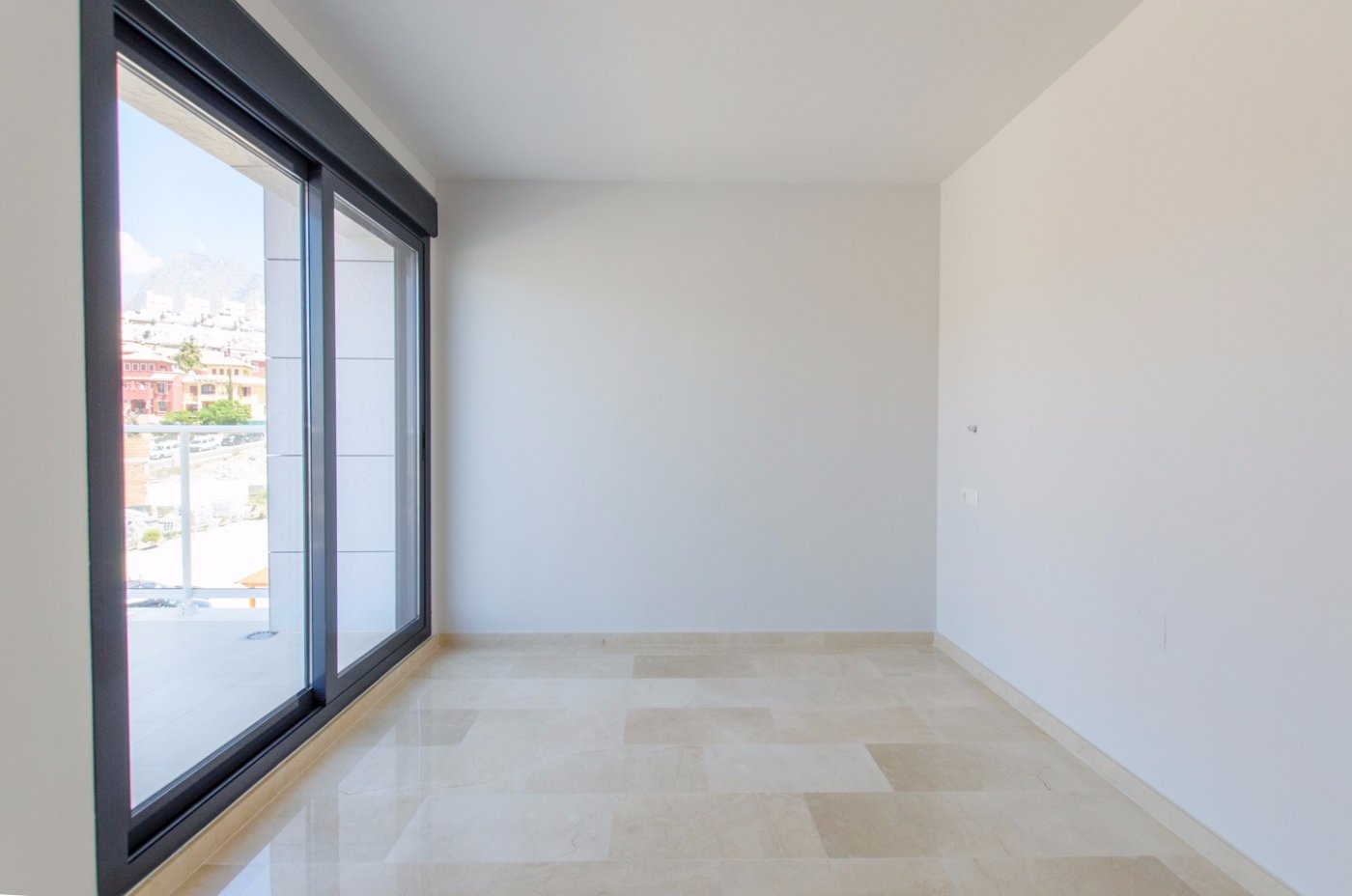 MODERN VILLAS IN BALCÓN DE FINESTRAT JUST A STEP FROM BENIDORM !!!