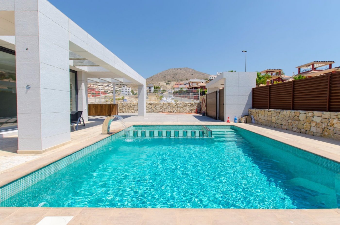 MODERN VILLAS IN BALCÓN DE FINESTRAT JUST A STEP FROM BENIDORM !!!