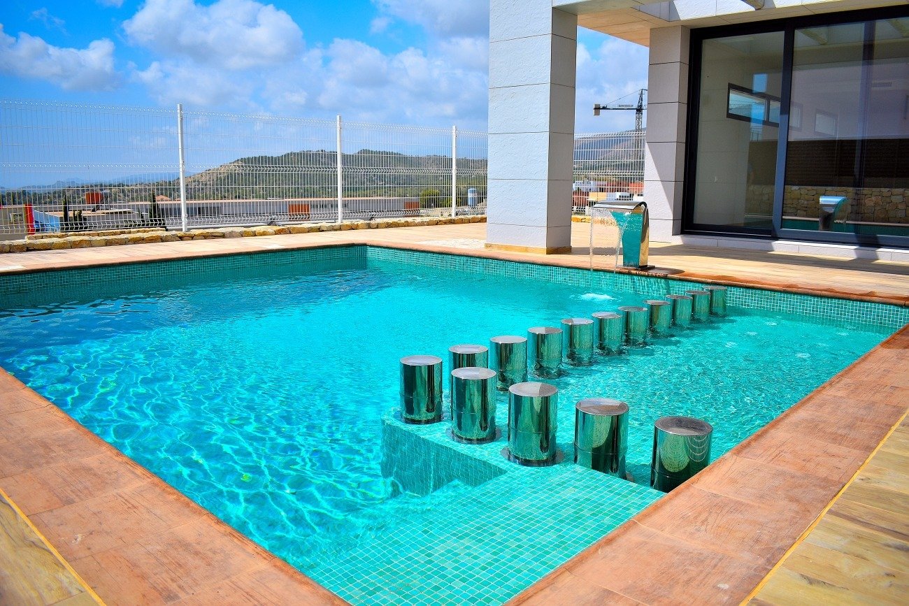 MODERN VILLAS IN BALCÓN DE FINESTRAT JUST A STEP FROM BENIDORM !!!