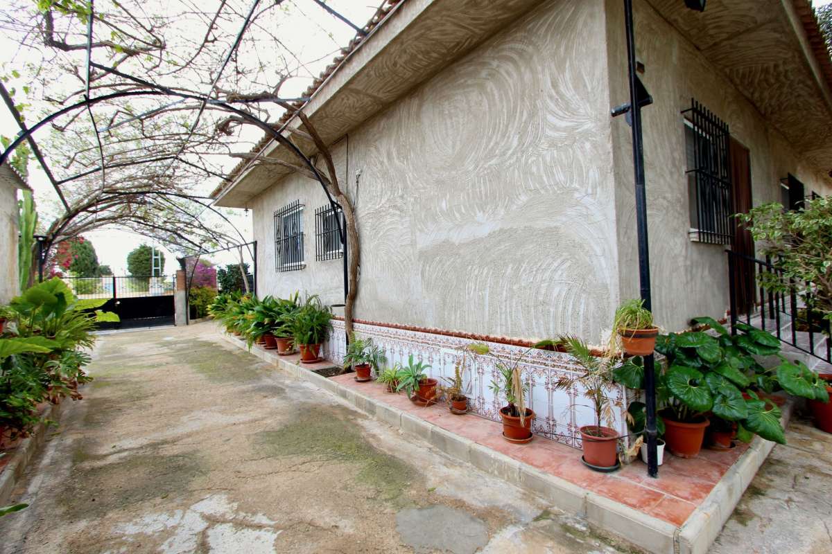 Villa for Sale in Canadas De San Pedro, Murcia