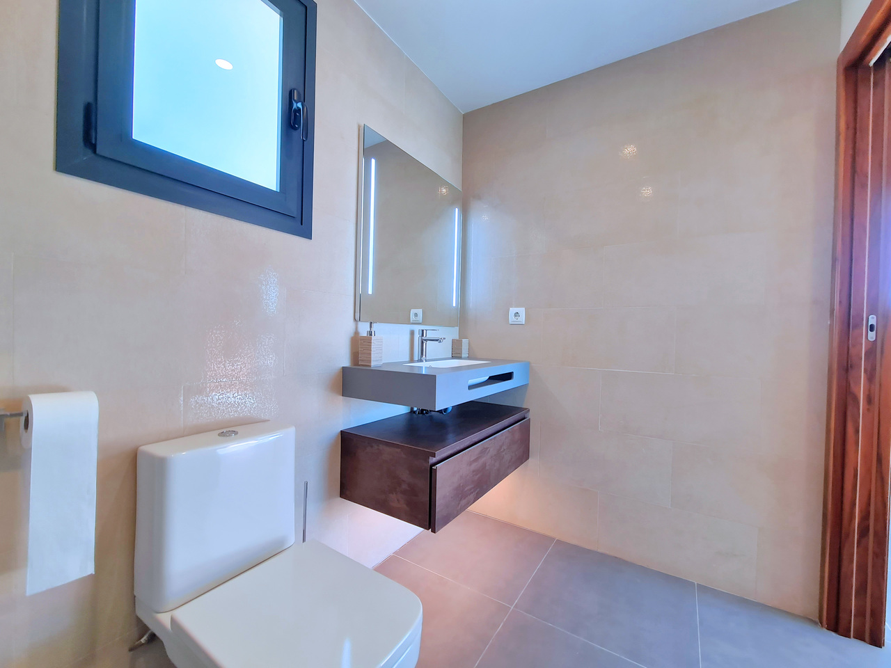 Villa for Sale in Los Alcazares, Murcia