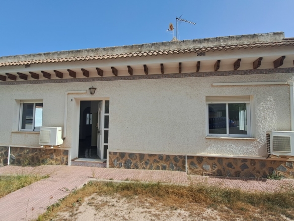 Villa for Sale in Villamartin, Alicante