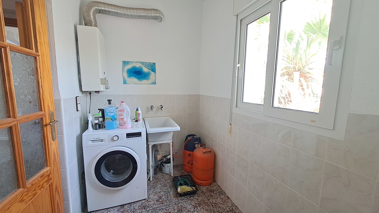 Villa for Sale in Villamartin, Alicante