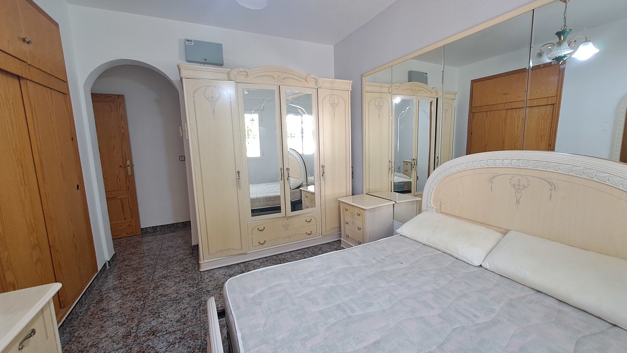 Villa for Sale in Villamartin, Alicante