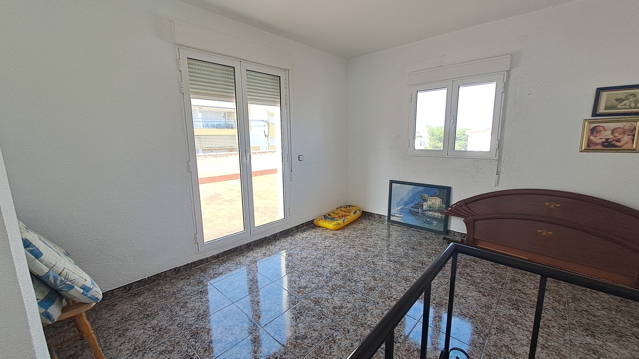 Villa for Sale in Villamartin, Alicante