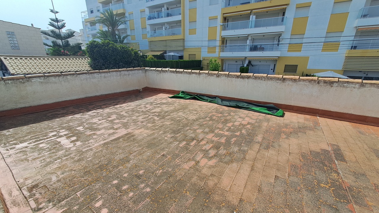 Villa for Sale in Villamartin, Alicante