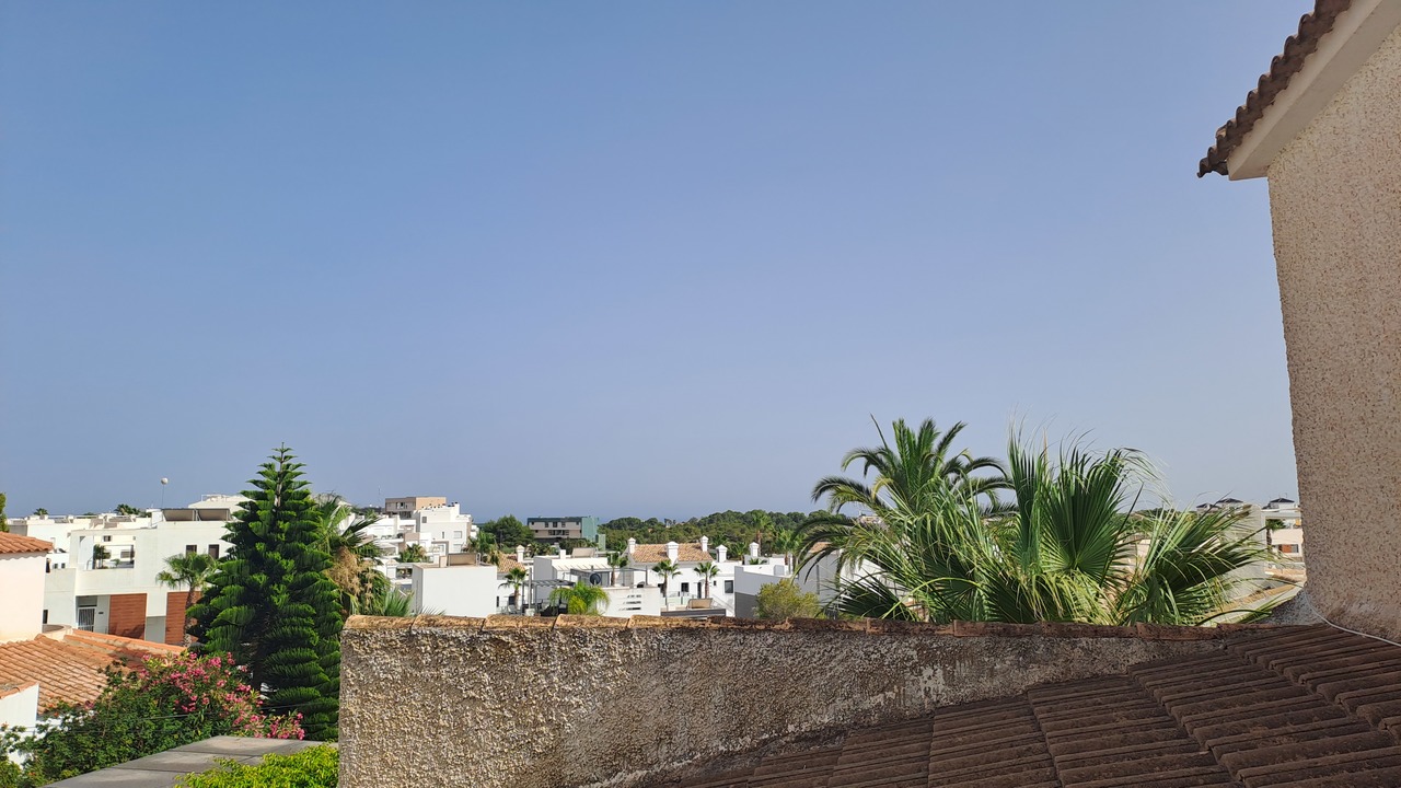 Villa for Sale in Villamartin, Alicante