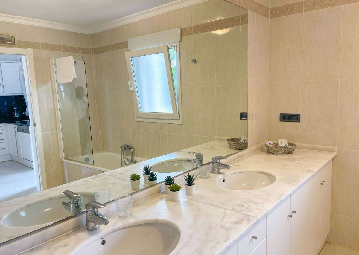 Apartment for Sale in Benissa Costa, Alicante