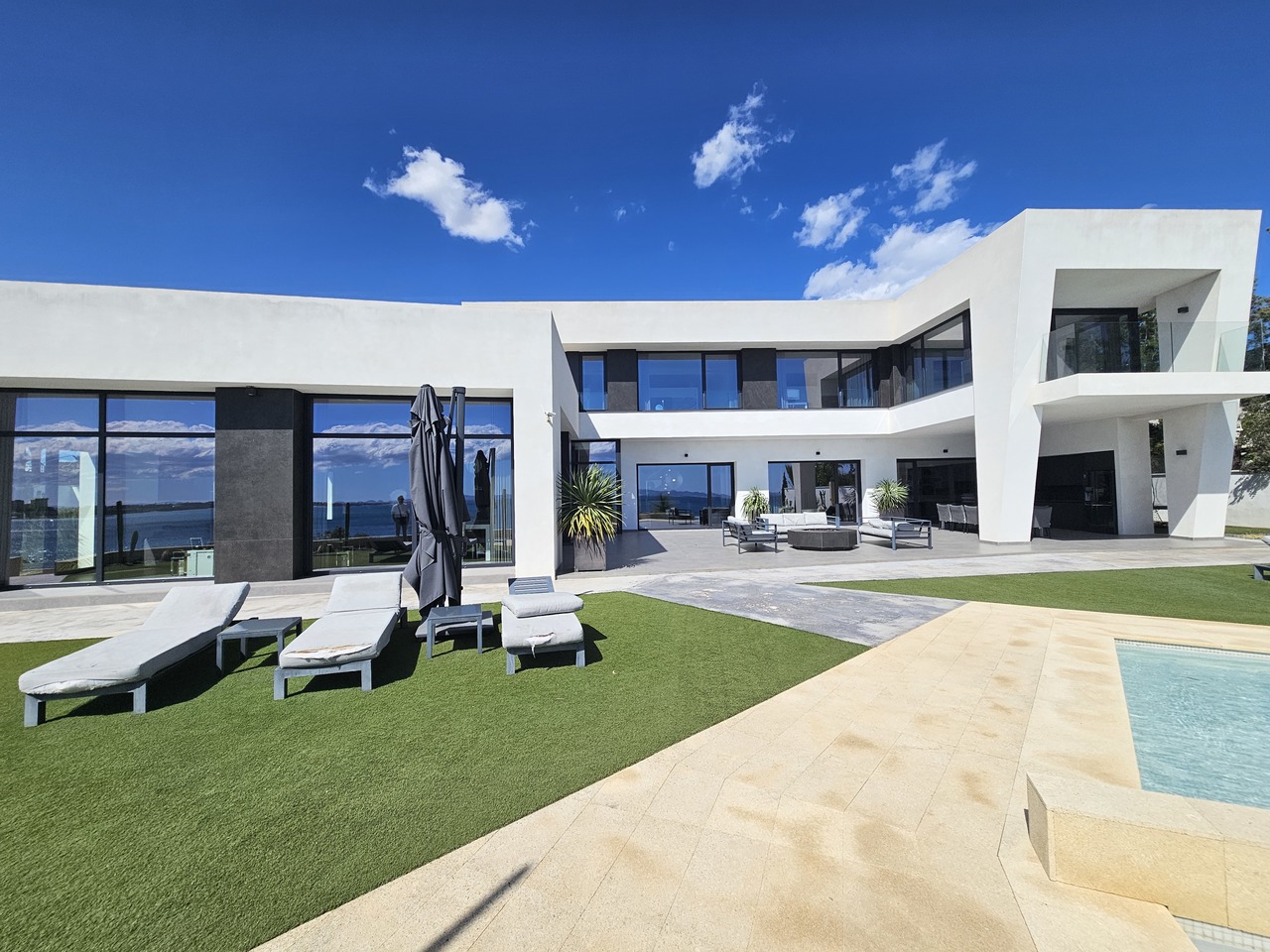Villa for Sale in Cabo Roig, Alicante