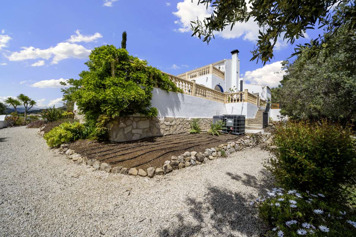 Villa for Sale in Murla, Alicante