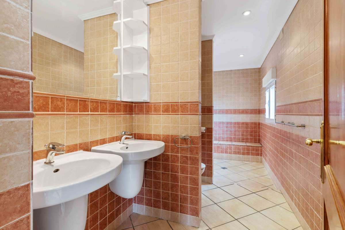 Villa for Sale in Murla, Alicante