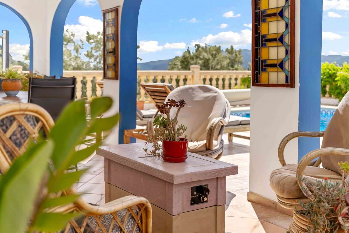 Villa for Sale in Murla, Alicante