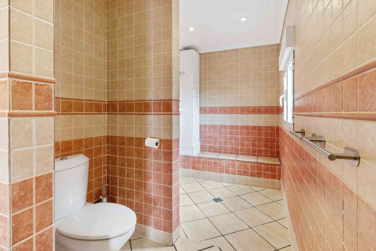 Villa for Sale in Murla, Alicante