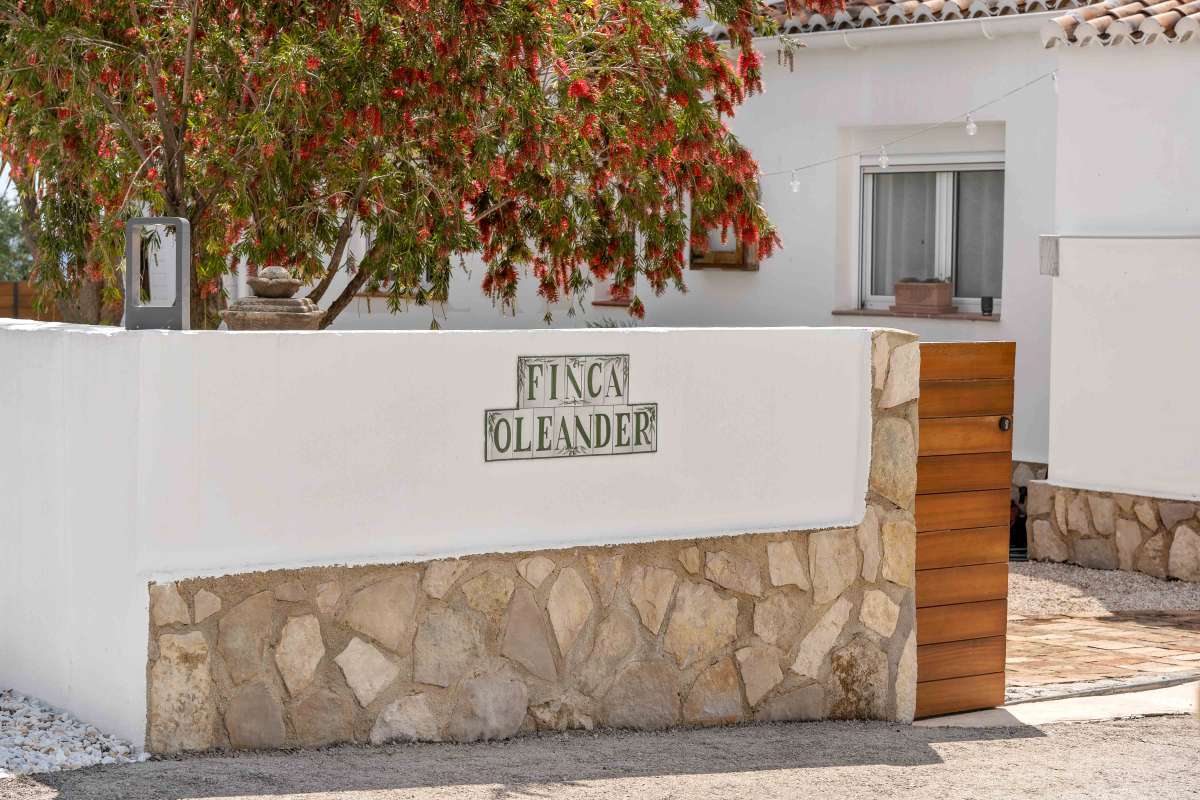 Villa for Sale in Murla, Alicante