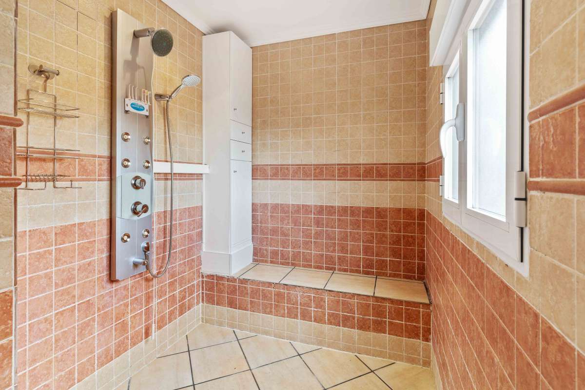 Villa for Sale in Murla, Alicante