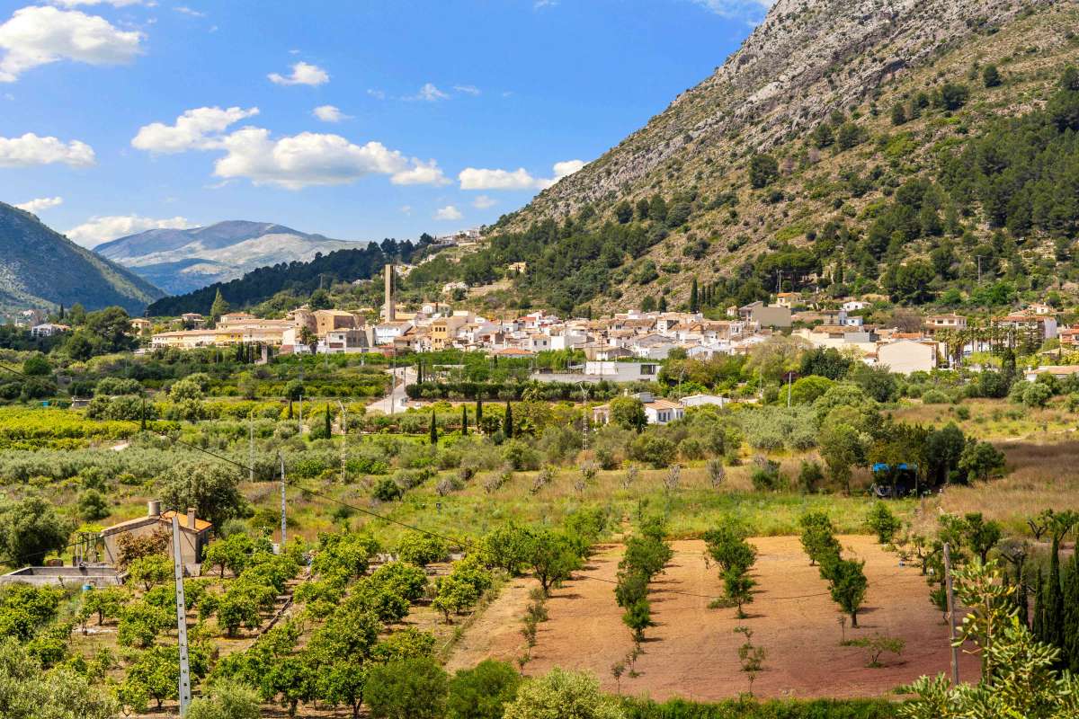 Villa for Sale in Murla, Alicante