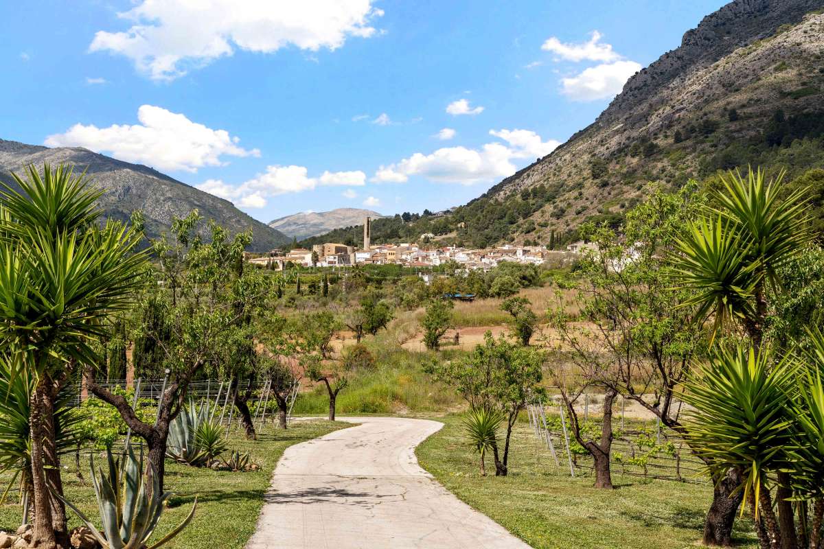 Villa for Sale in Murla, Alicante