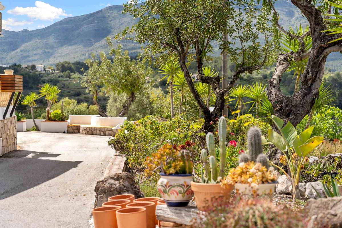 Villa for Sale in Murla, Alicante