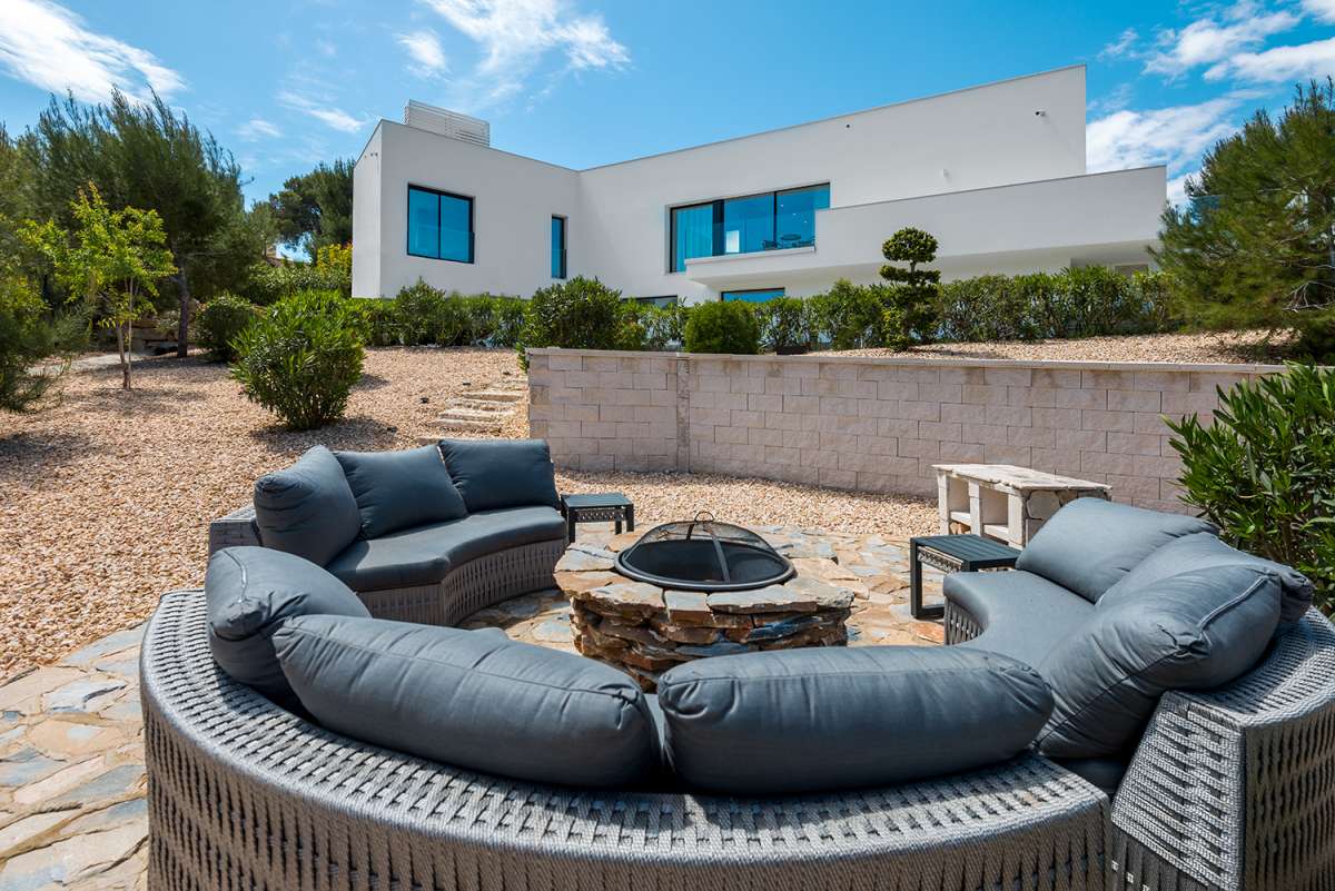 Villa for Sale in Las Colinas Golf, Alicante
