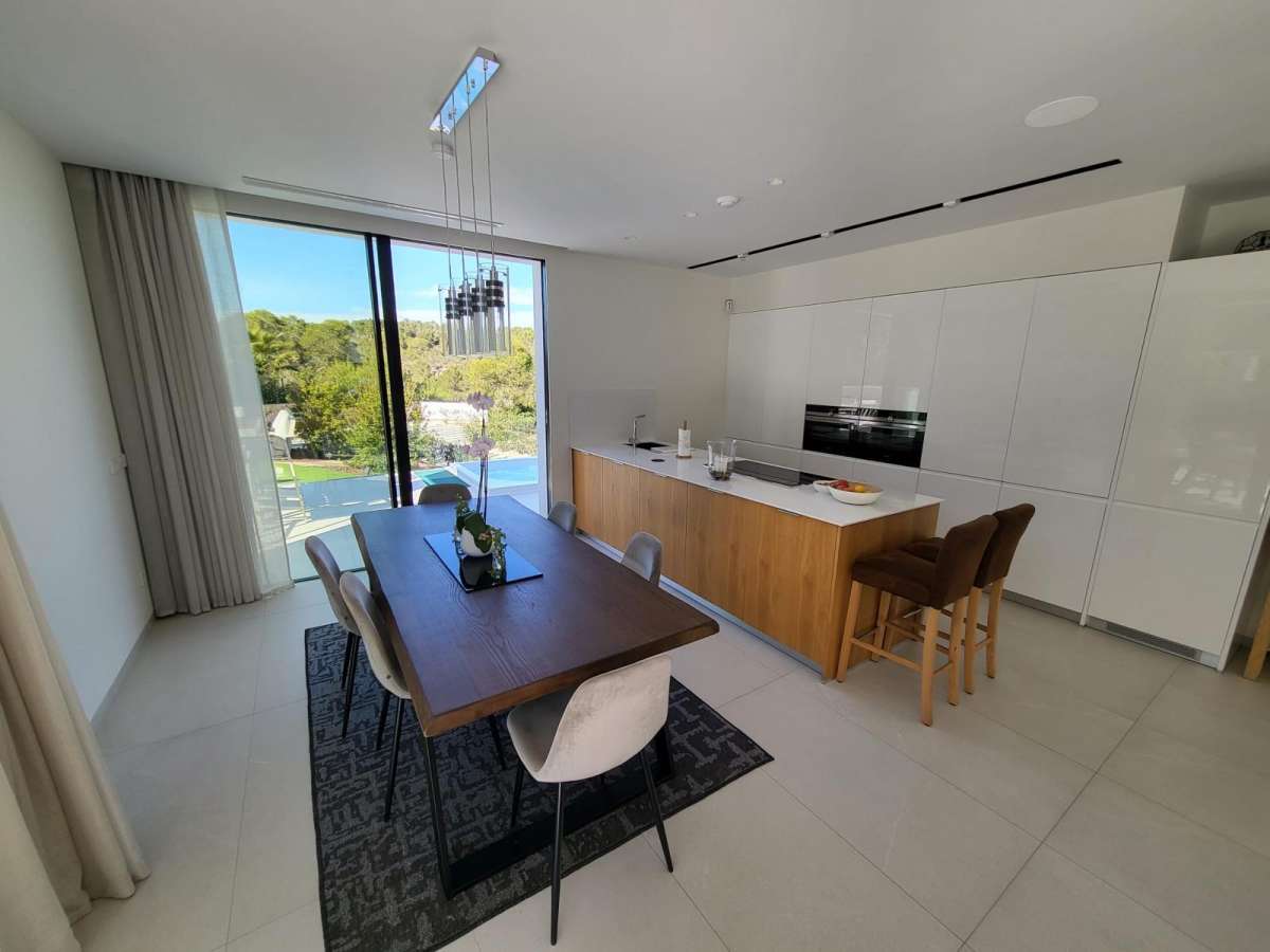 Villa for Sale in Las Colinas Golf, Alicante