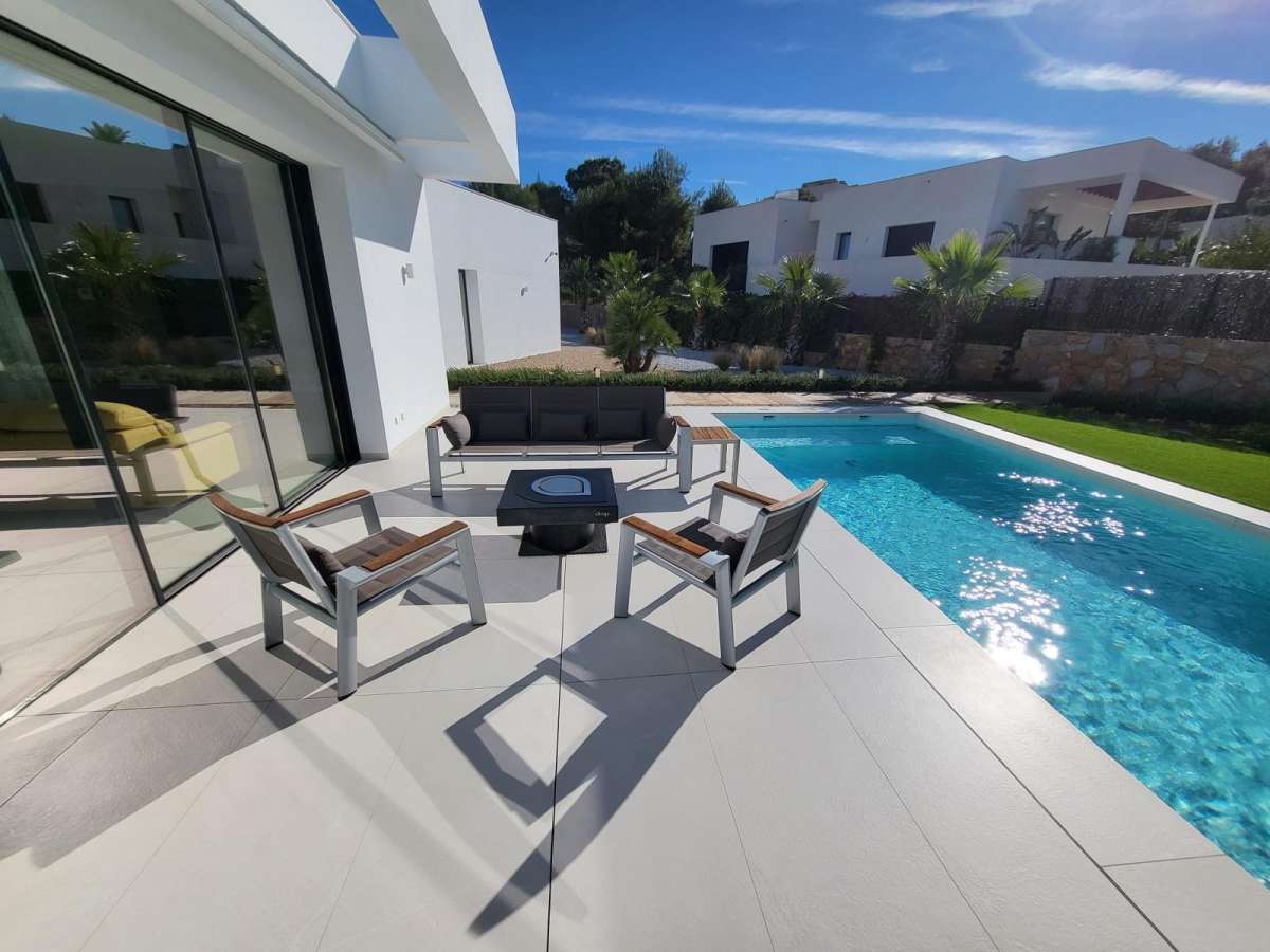 Villa for Sale in Las Colinas Golf, Alicante