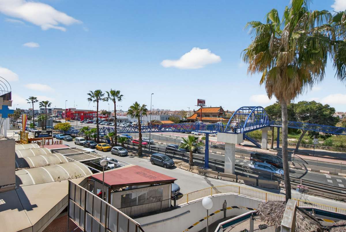 Apartment for Sale in Punta Prima, Alicante