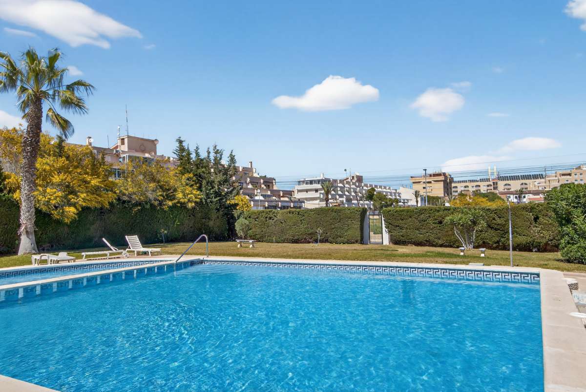 Apartment for Sale in Punta Prima, Alicante