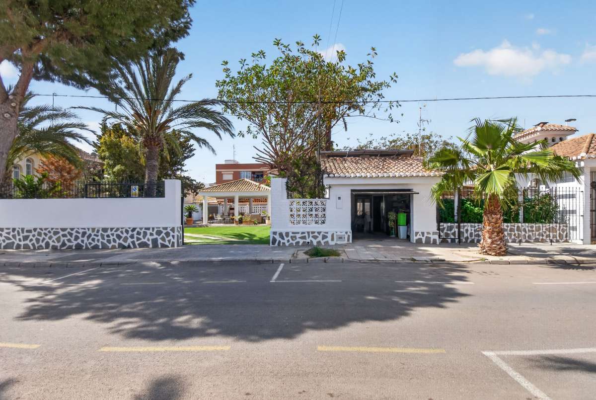 Villa for Sale in Lo Pagan, Murcia