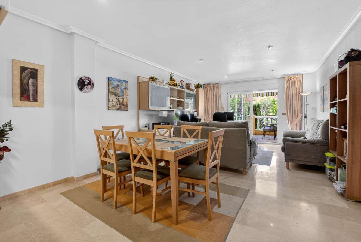 Apartment for Sale in Cabo Roig, Alicante