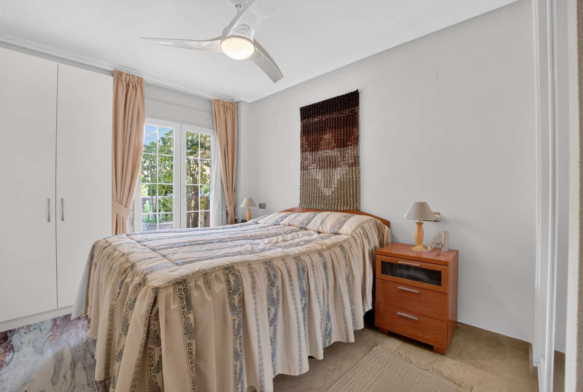 Apartment for Sale in Cabo Roig, Alicante