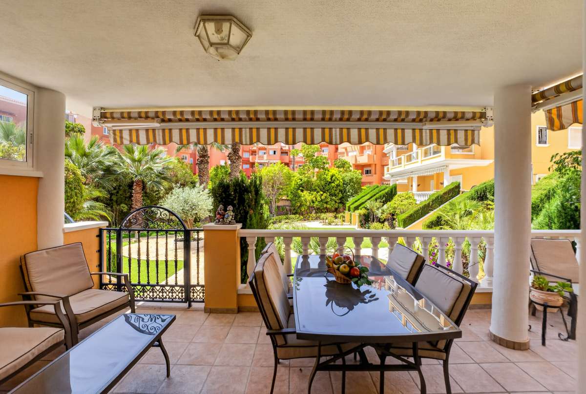 Apartment for Sale in Cabo Roig, Alicante