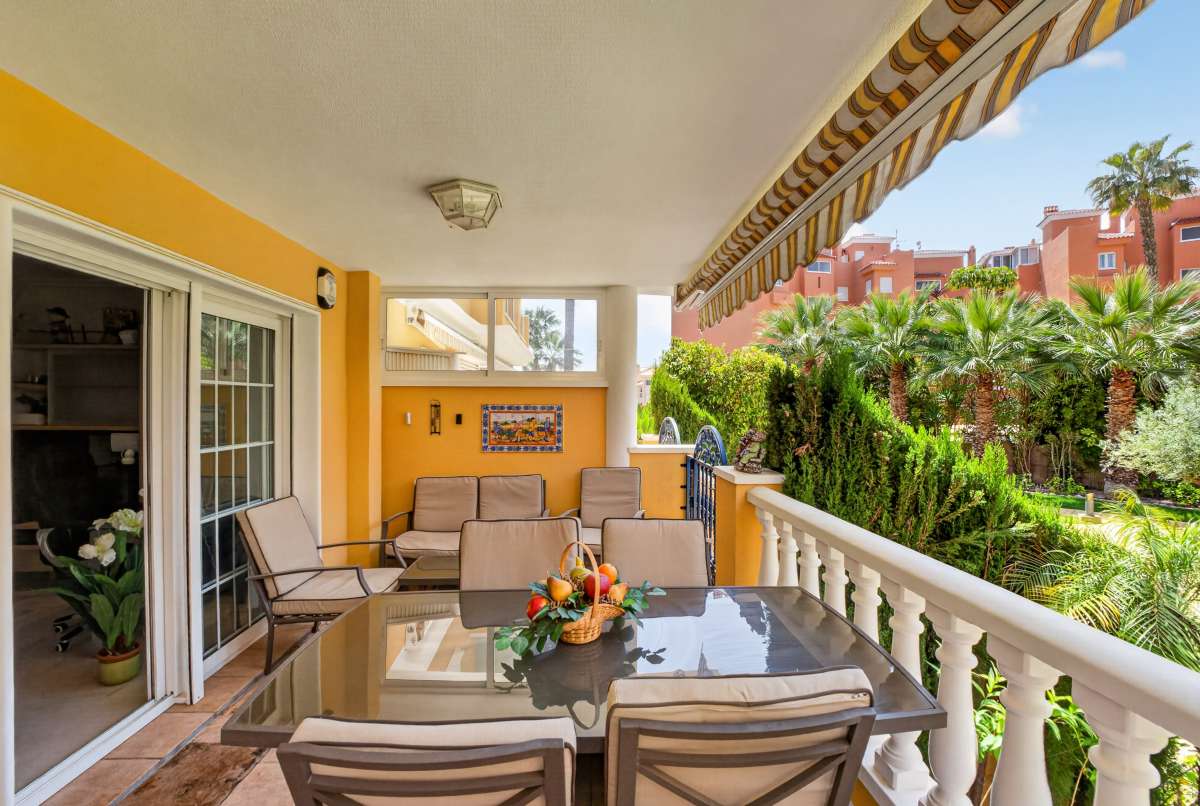 Apartment for Sale in Cabo Roig, Alicante