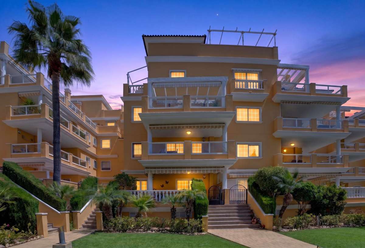 Apartment for Sale in Cabo Roig, Alicante