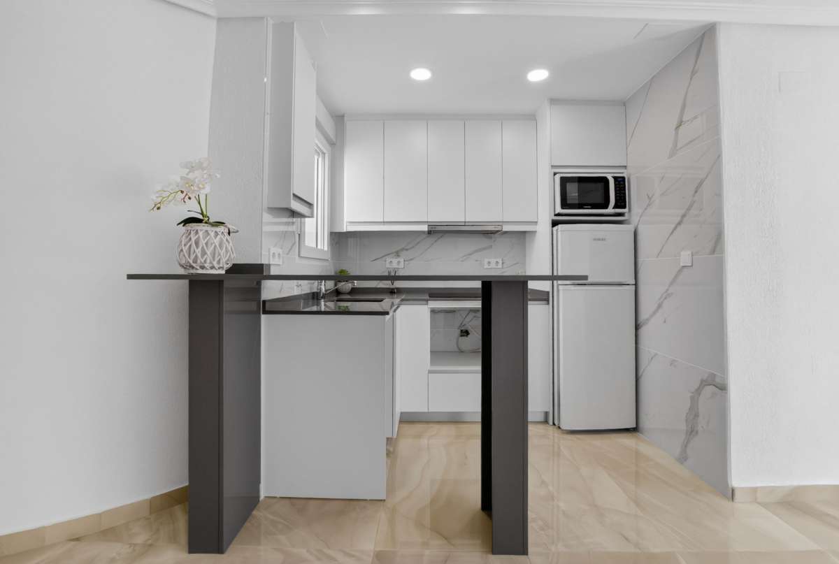 Apartment for Sale in Torrevieja, Alicante