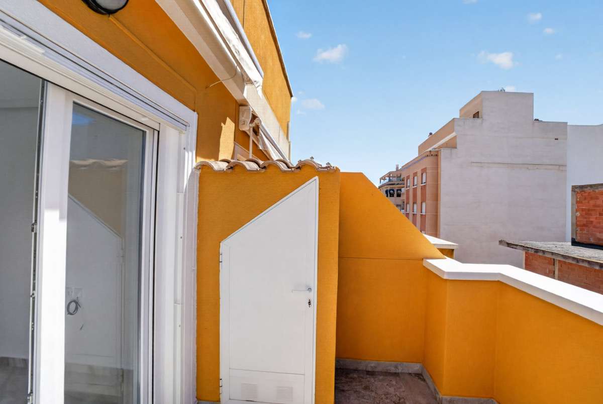 Apartment for Sale in Torrevieja, Alicante
