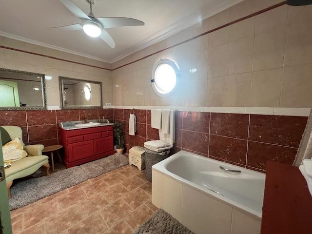 Finca for Sale in Dolores, Alicante